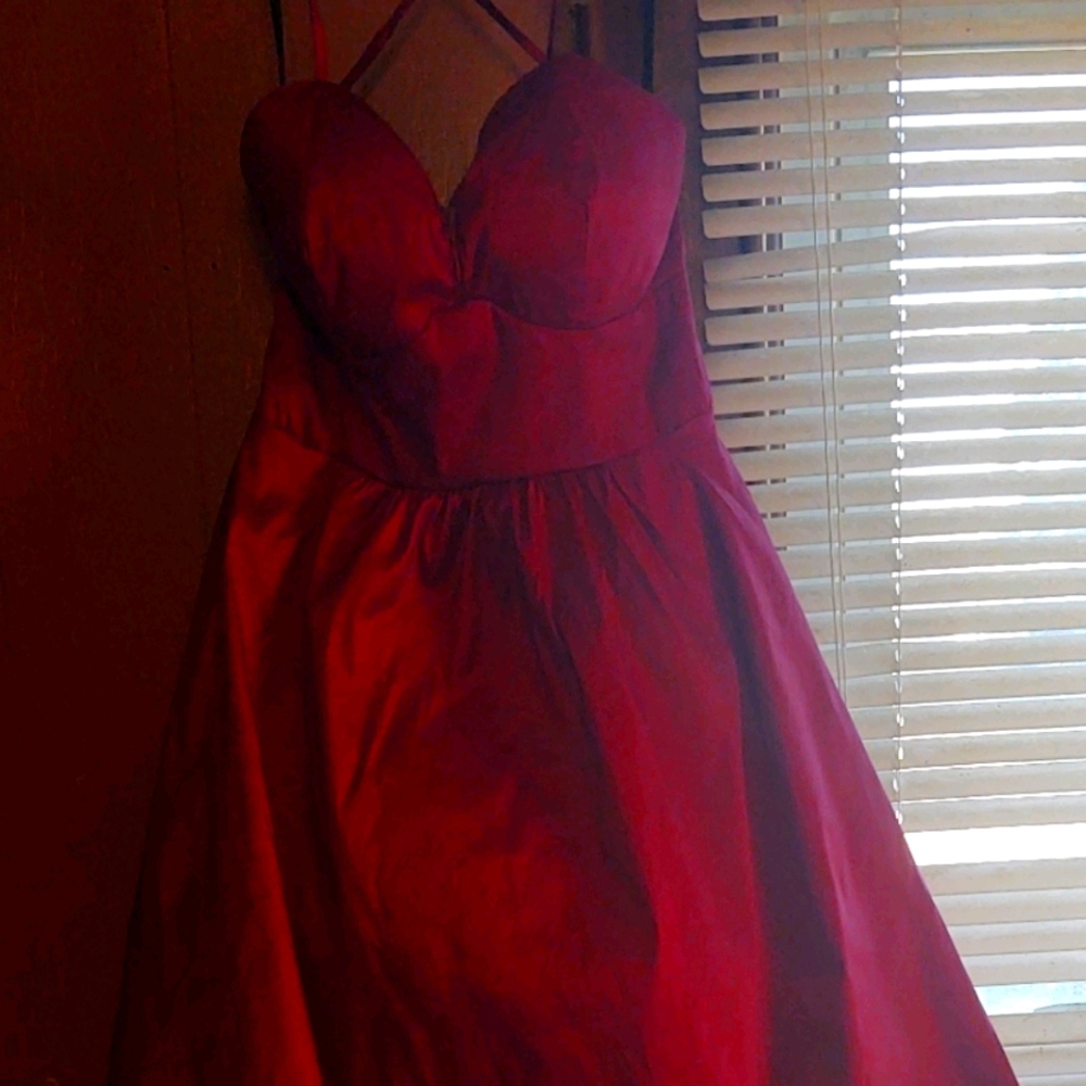 Red high low B. Smart dress size 9